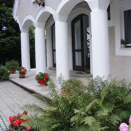 Apartment In Gyenesdias/Balaton 18809 Holiday home Gyenesdias