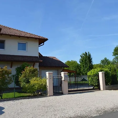 Nyaraló In - Balaton 18809 Gyenesdiás