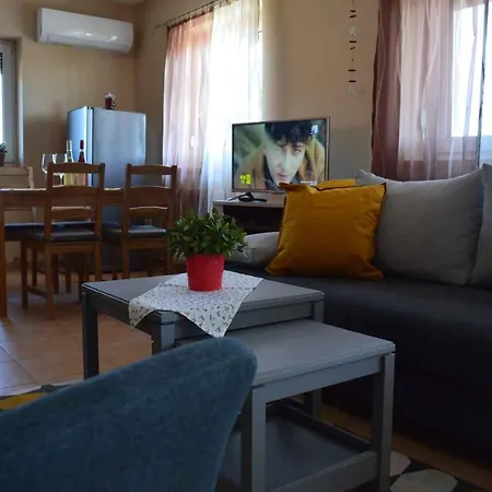 Apartment In Gyenesdias - Balaton 18809