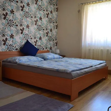 Apartment In Gyenesdias/Balaton 18809