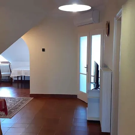 Apartment In Gyenesdias/Balaton 18809 *