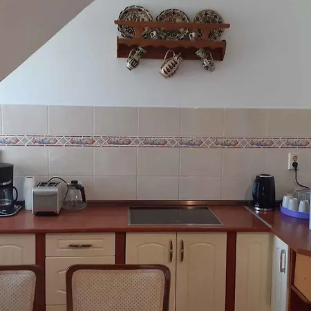 Apartment In Gyenesdias - Balaton 18809 Semesterbostad *