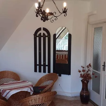 Apartment In Gyenesdias - Balaton 18809 Semesterbostad